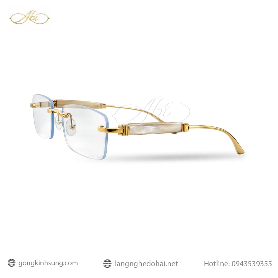 Cặp kính gọng sừng