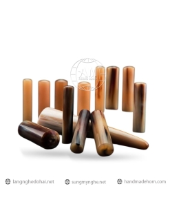 Con Dấu Bằng Sừng